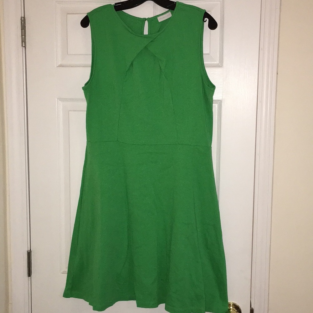 NY & co green dress